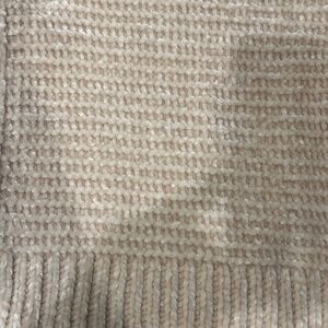 Gap champagne color chenille scarf